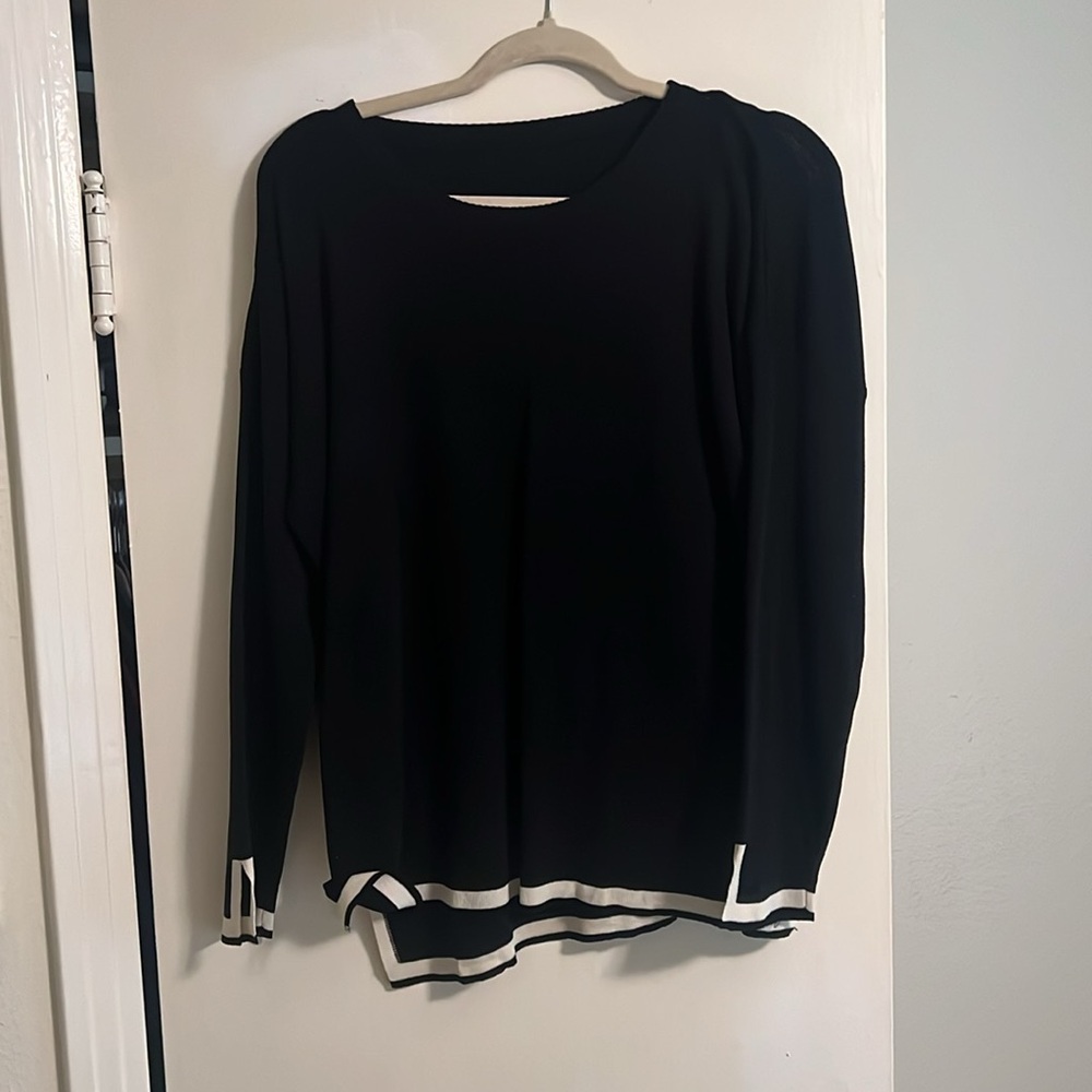 Women’s blouse, size XXL
